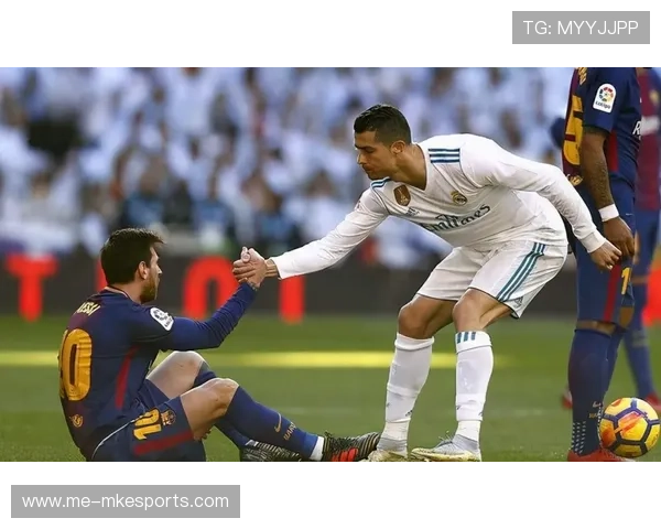 全球足球场上的三大帅气巨星颜值与实力兼备引领潮流